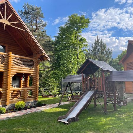 Котедж Villa Затишна Микуличин Екстериор снимка