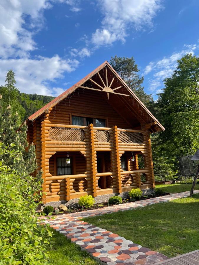 Котедж Villa Затишна Микуличин Екстериор снимка