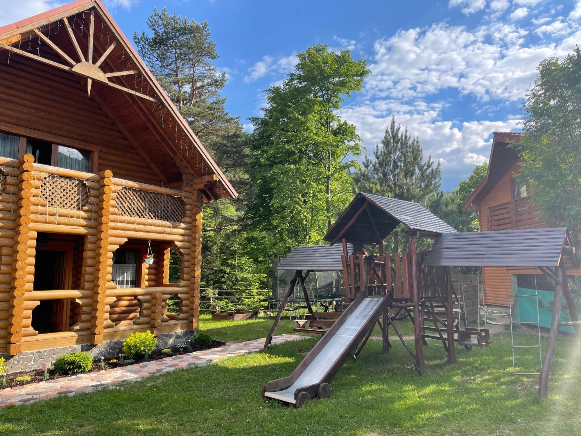 Котедж Villa Затишна Микуличин Екстериор снимка